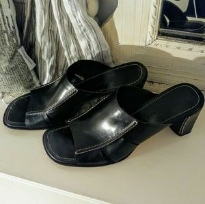 COLE HAAN Country/ Black Leather Heels - Size 8.5 AA